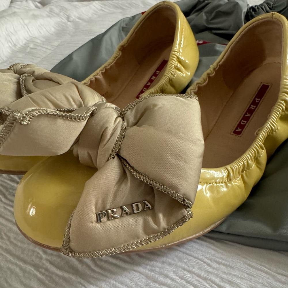 Coquette Leather ballet flats - Prada